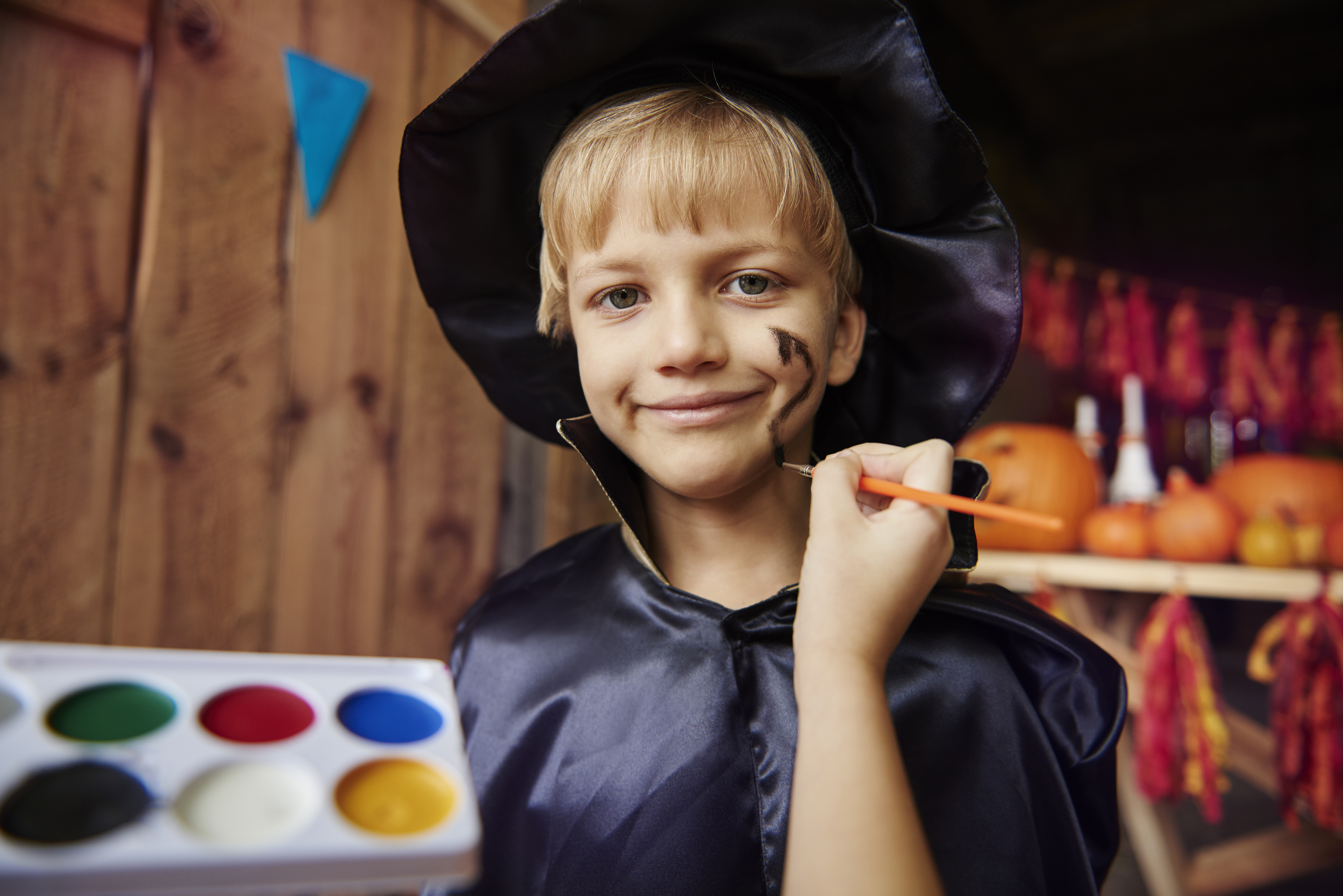 EU-v15n-halloween
